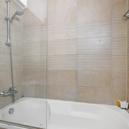 Downtown 2 Bedroom